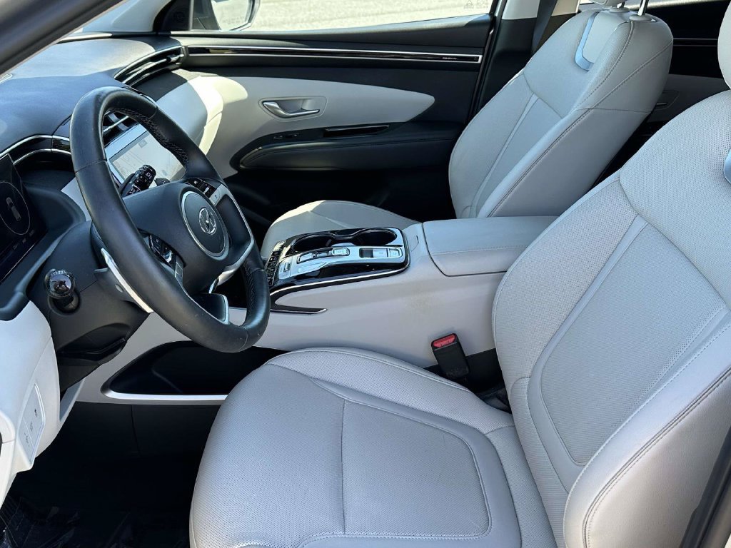 Certified 2023 Hyundai Tucson Limited AWD/4WD image 16