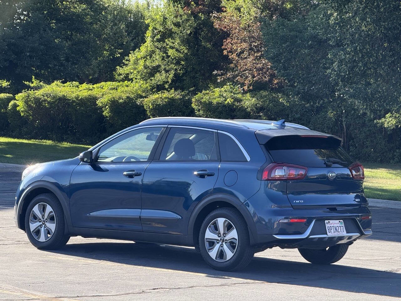Used 2019 Kia Niro LX FWD image 7