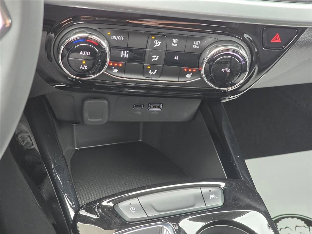 New 2026 Chevrolet Trax LT w/ Driver Confidence Package FWD image 16