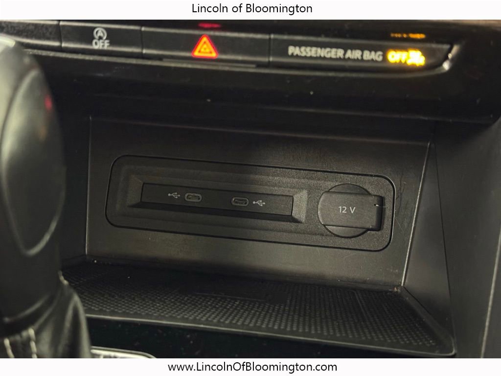 Used 2023 Volkswagen Atlas SEL R-Line image 37