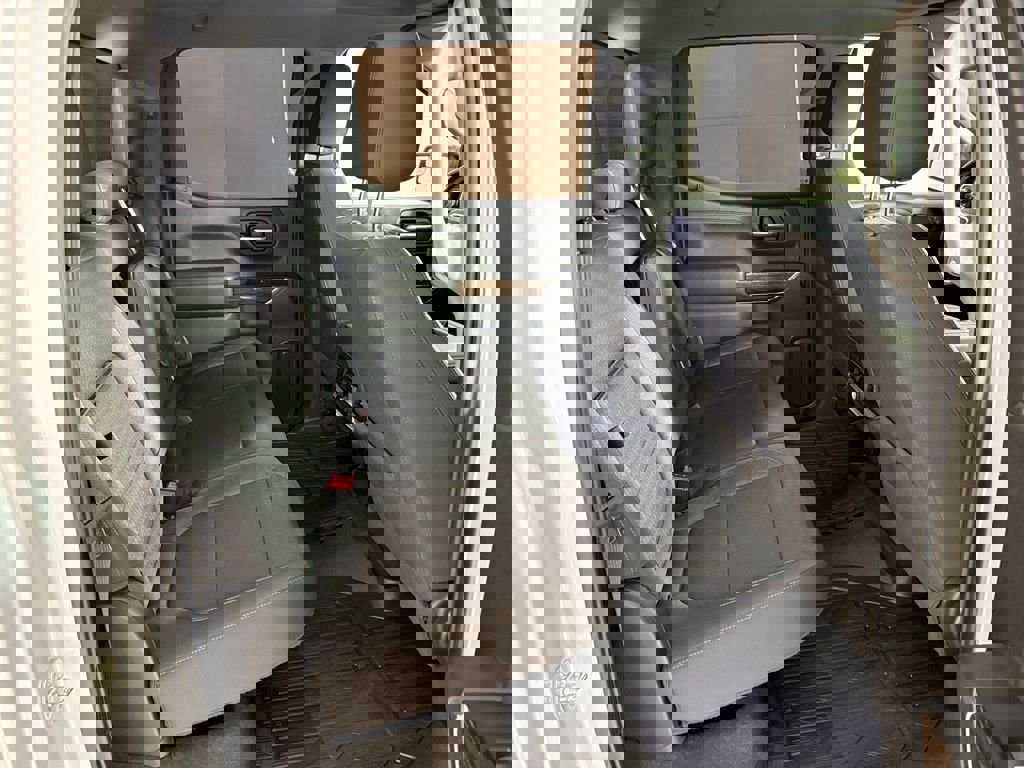 Used 2022 GMC Sierra 1500 Elevation w/ X31 Off-Road Package image 39