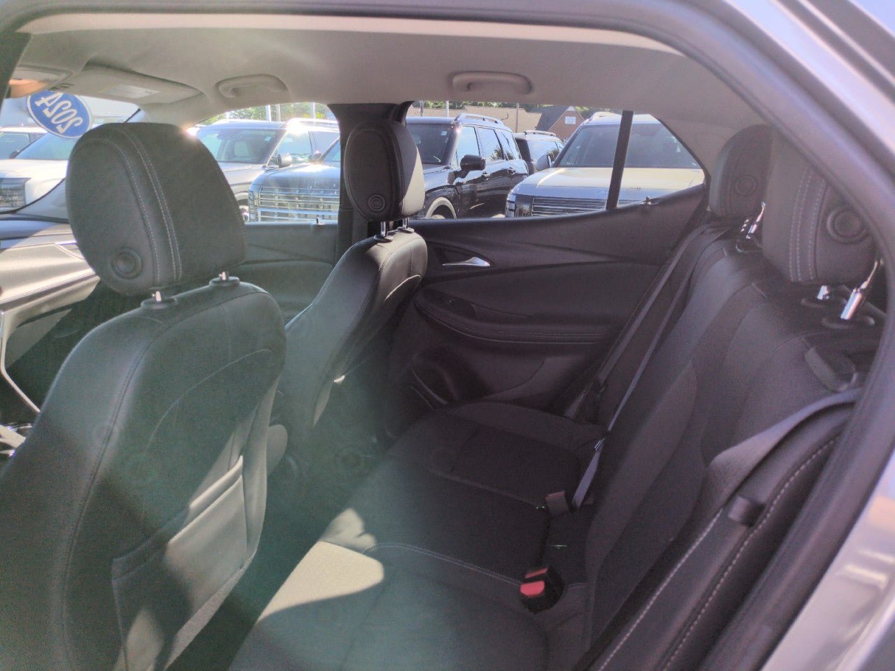 Used 2024 Buick Encore GX Preferred FWD image 23