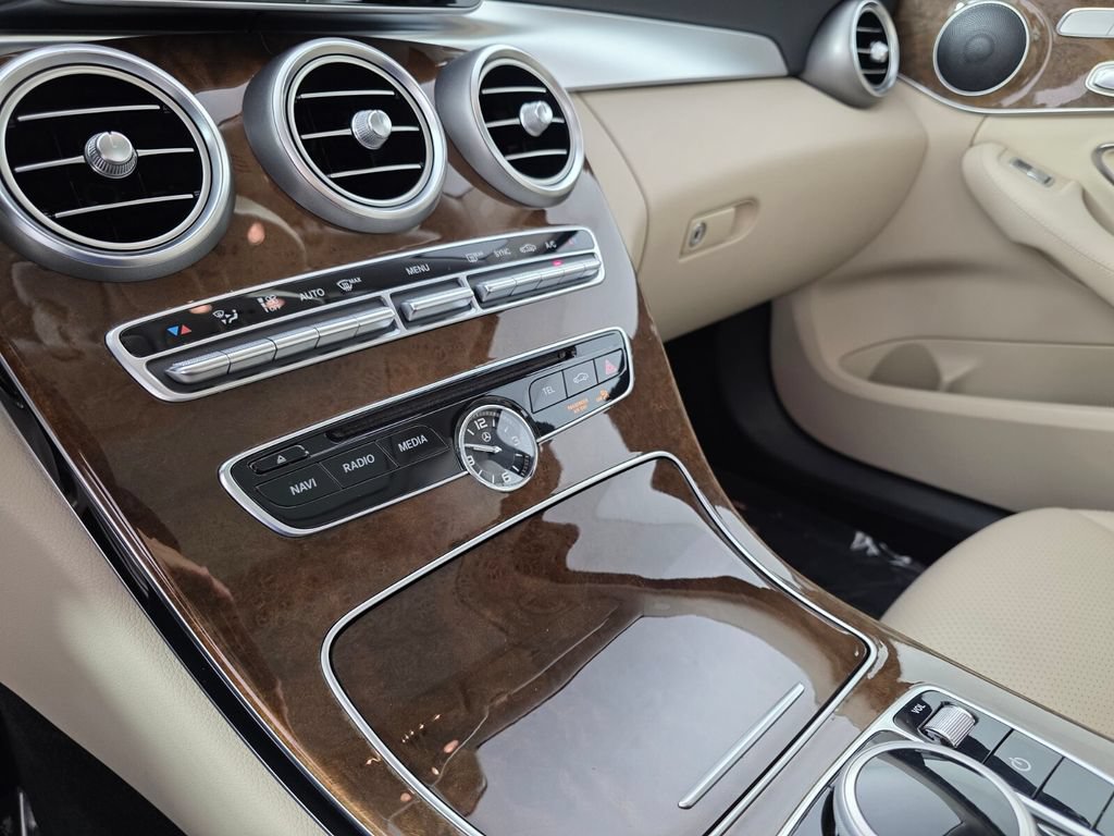 Used 2017 Mercedes-Benz C 300 Sedan image 22