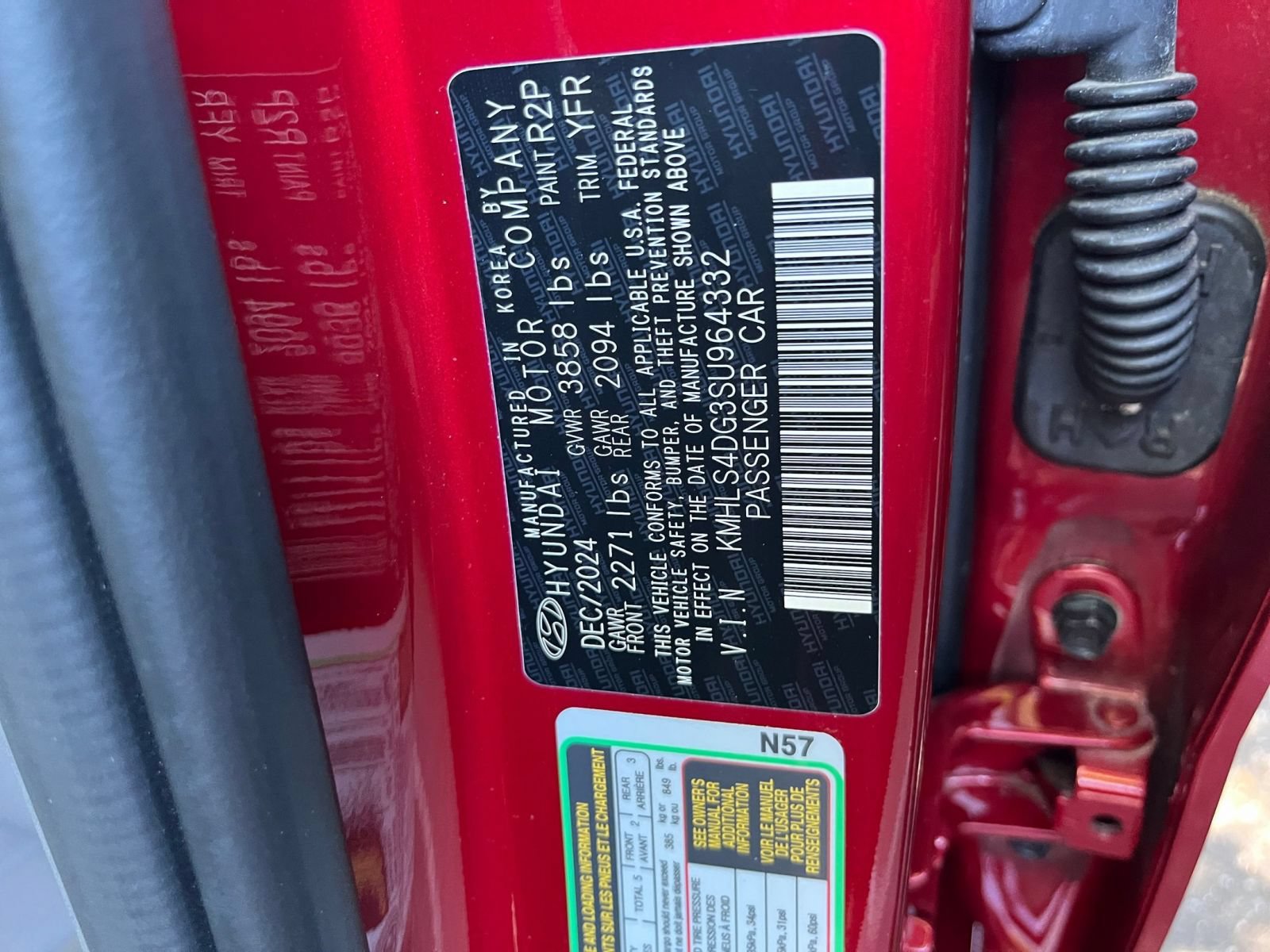 Used 2025 Hyundai Elantra SEL FWD image 30