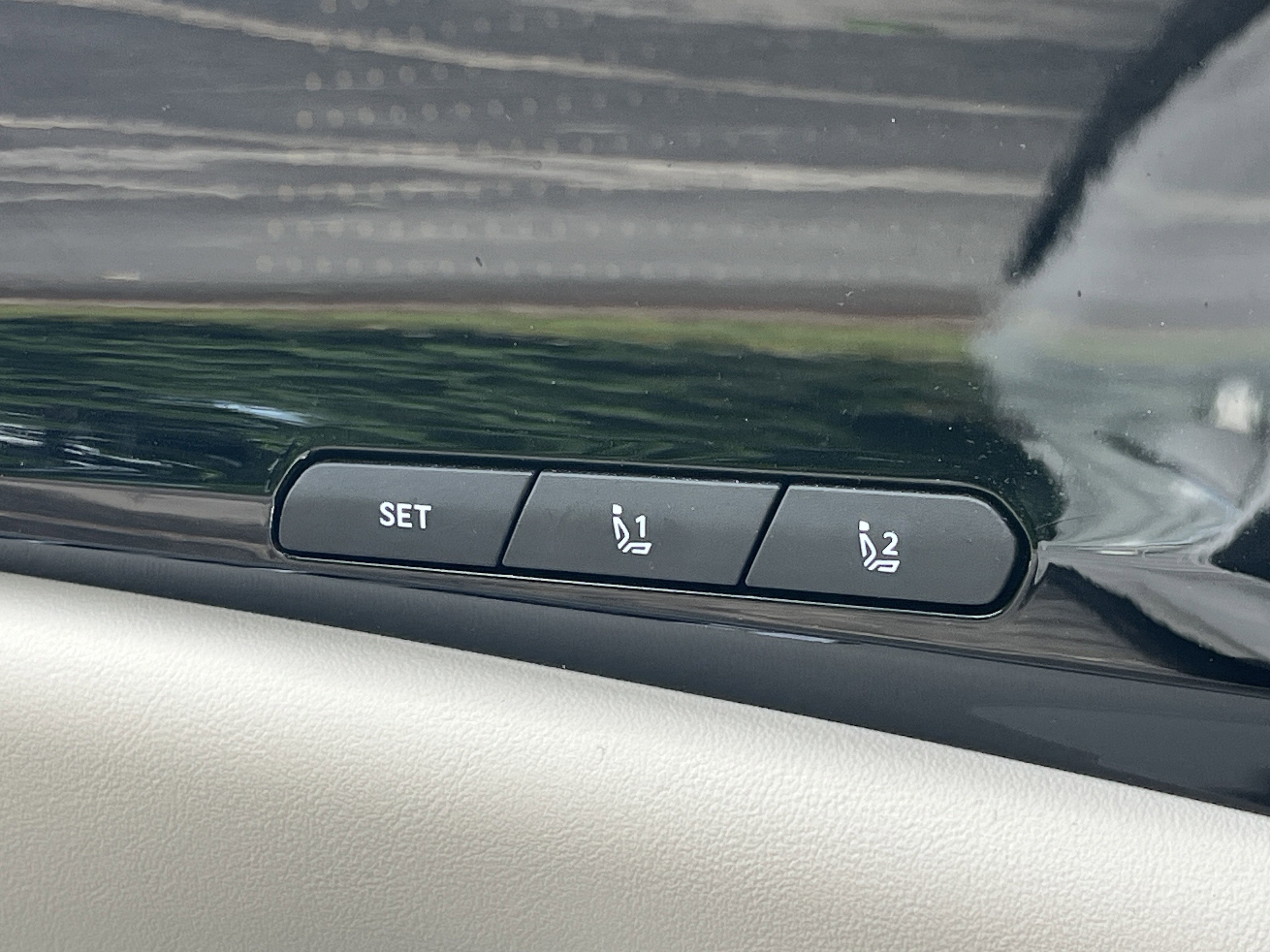 Used 2025 Kia Carnival SX Prestige FWD image 15