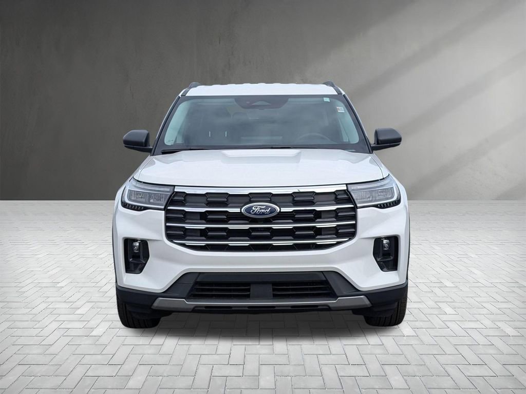 New 2025 Ford Explorer Active w/ Active Comfort Package image 5
