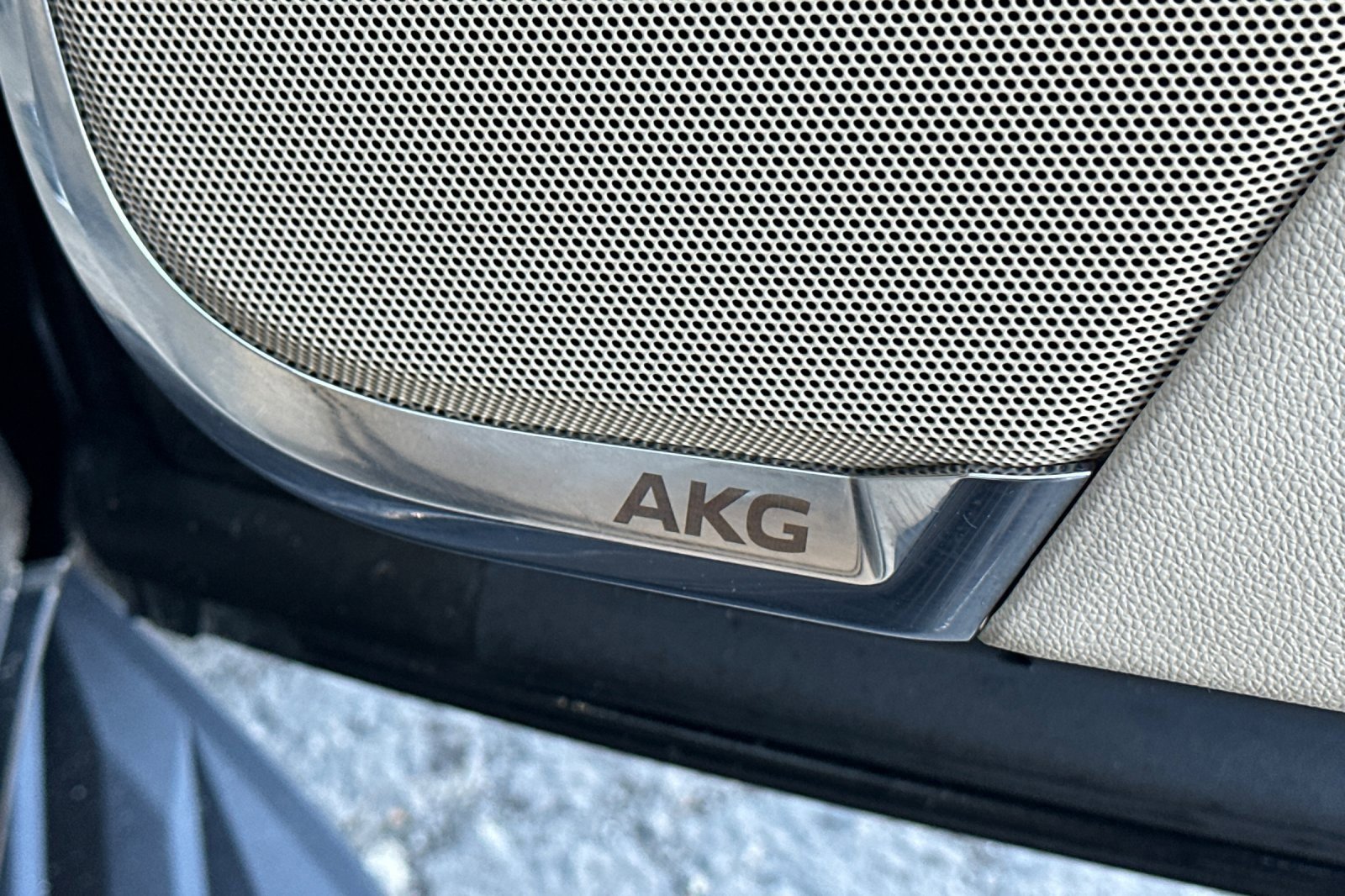 Certified 2024 Cadillac Escalade Premium Luxury image 42