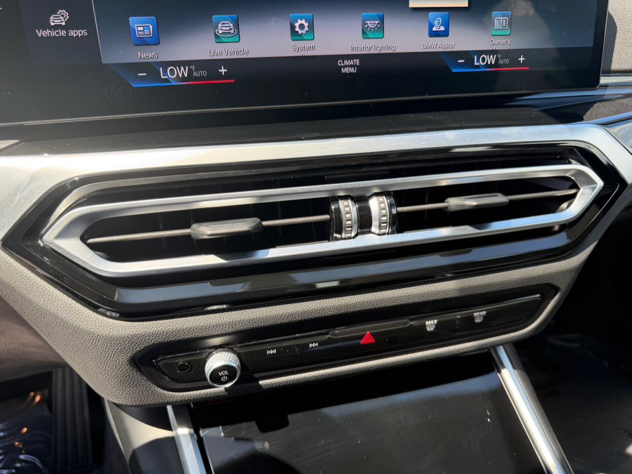 Used 2022 BMW i4 eDrive40 w/ Premium Package image 29