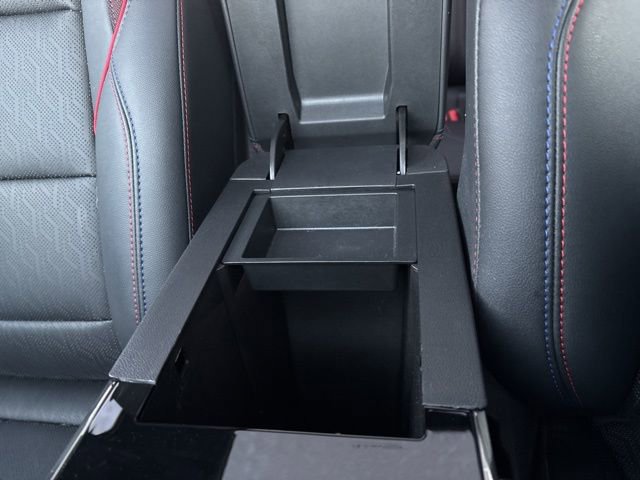 Used 2025 Chevrolet Equinox RS w/ Safety and Technology Package image 34