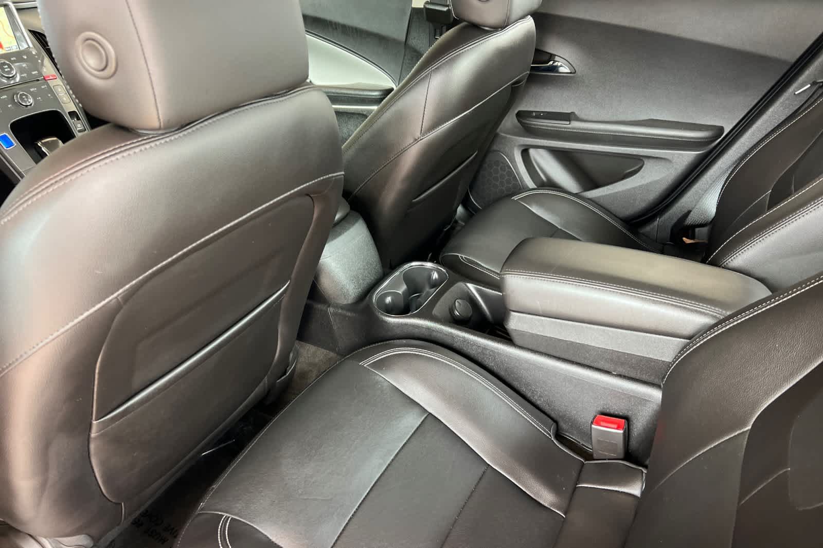 Used 2014 Chevrolet Volt Premium w/ Premium Trim Package FWD image 4