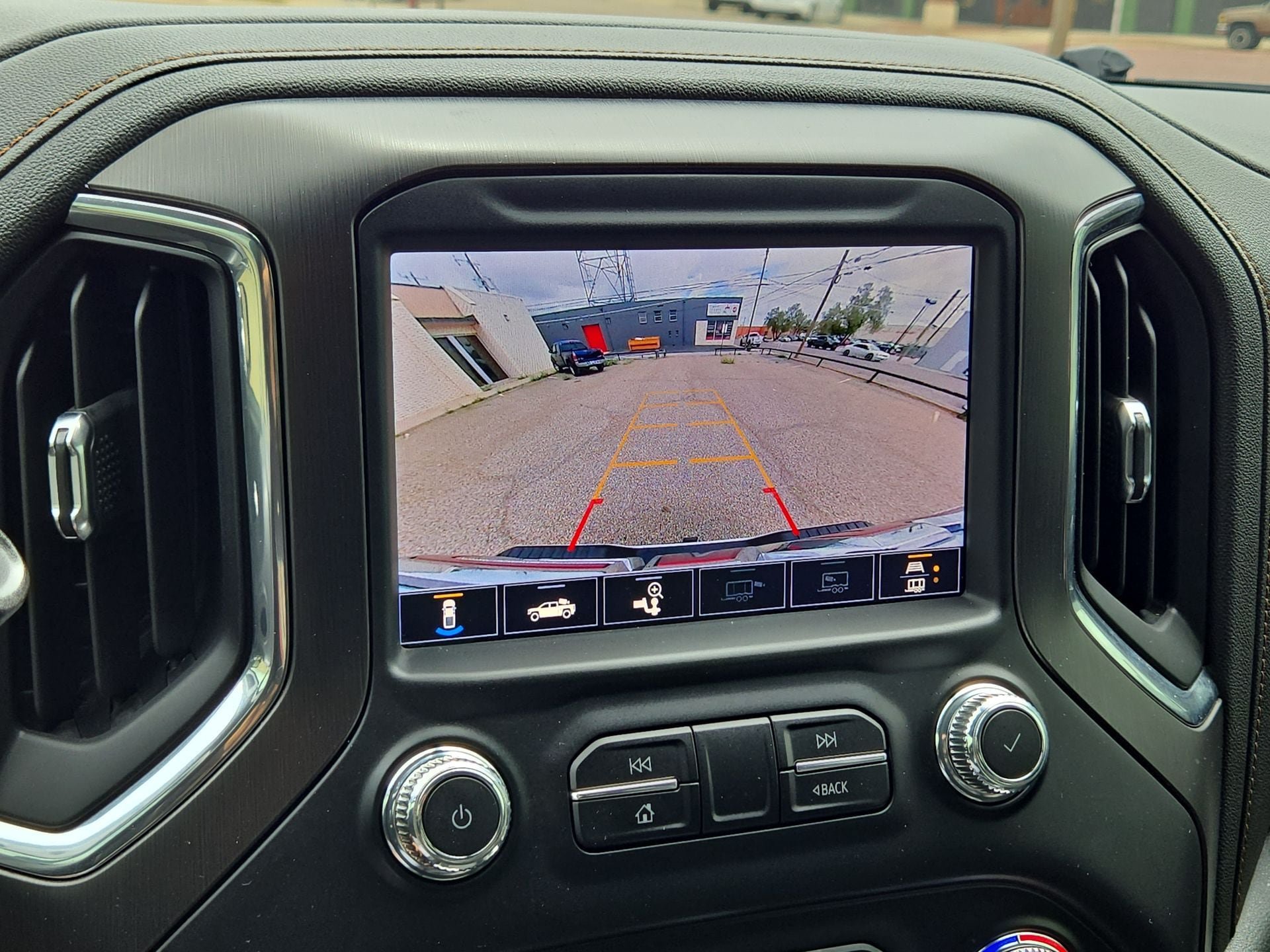 Used 2021 GMC Sierra 2500 AT4 w/ Gooseneck/5TH Wheel Package AWD/4WD image 18