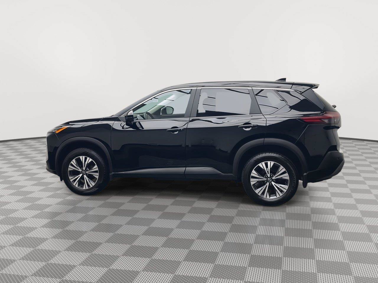 Used 2023 Nissan Rogue SV AWD/4WD image 31
