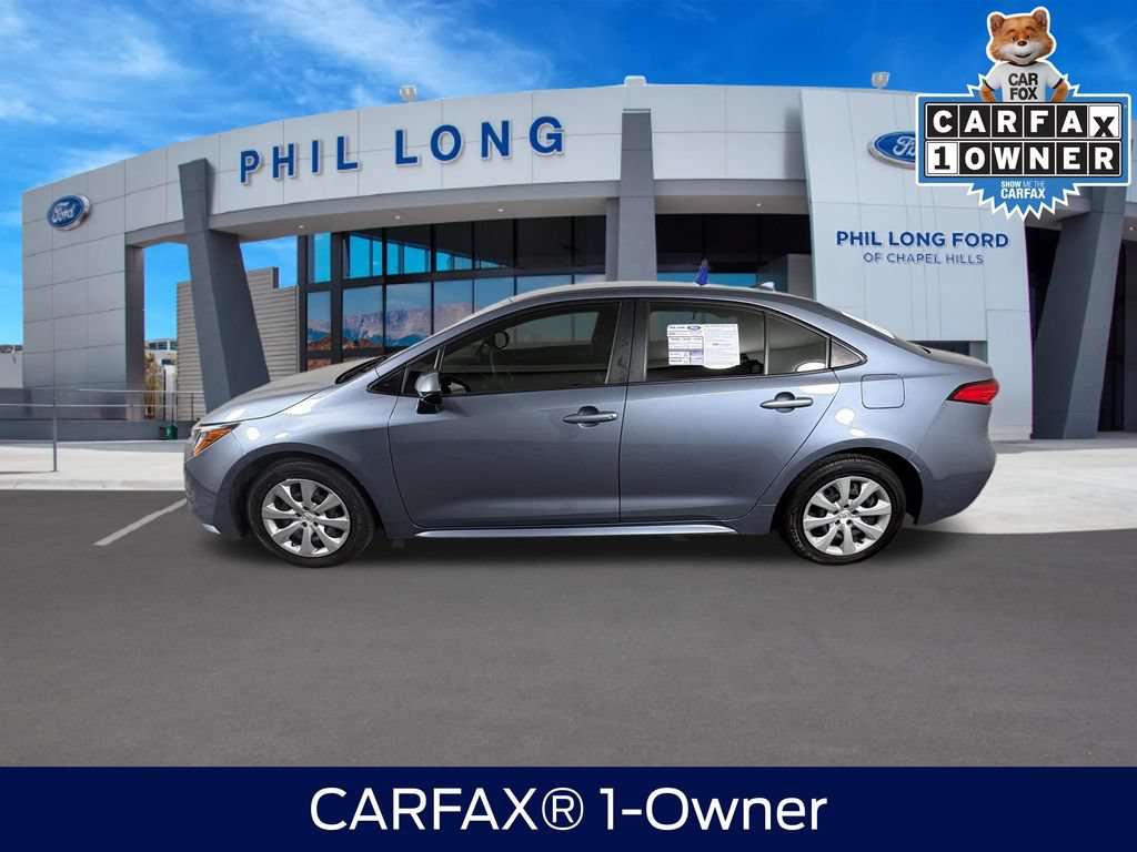 Used 2022 Toyota Corolla LE FWD image 2