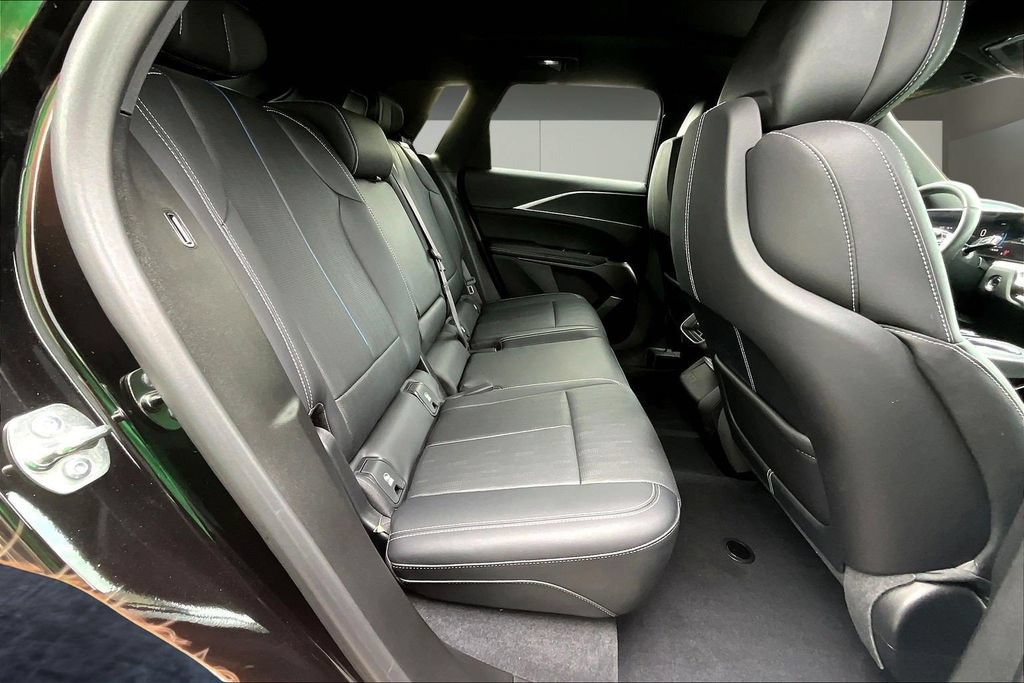 Certified 2025 Cadillac Lyriq Luxury w/ LPO, Floor Liner Package AWD/4WD image 23