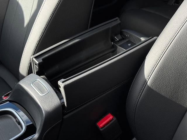 Certified 2025 Mercedes-Benz GLB 250 GLB 250 image 40