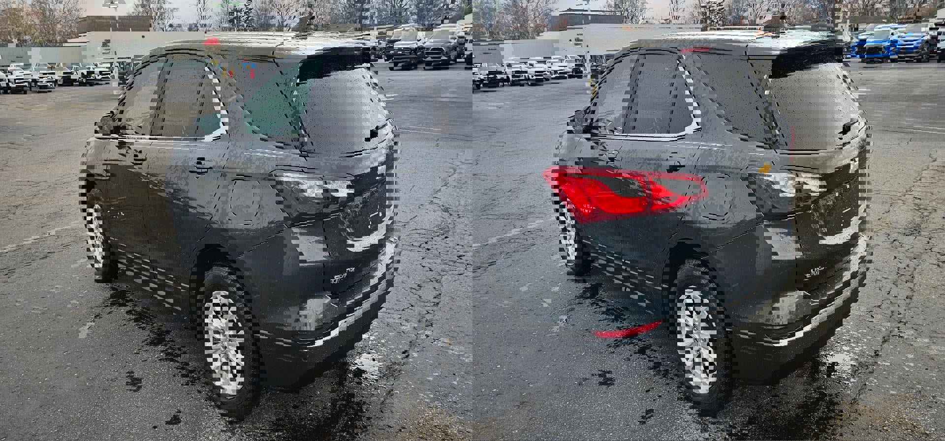 Used 2020 Chevrolet Equinox LT w/ Driver Convenience Package image 5