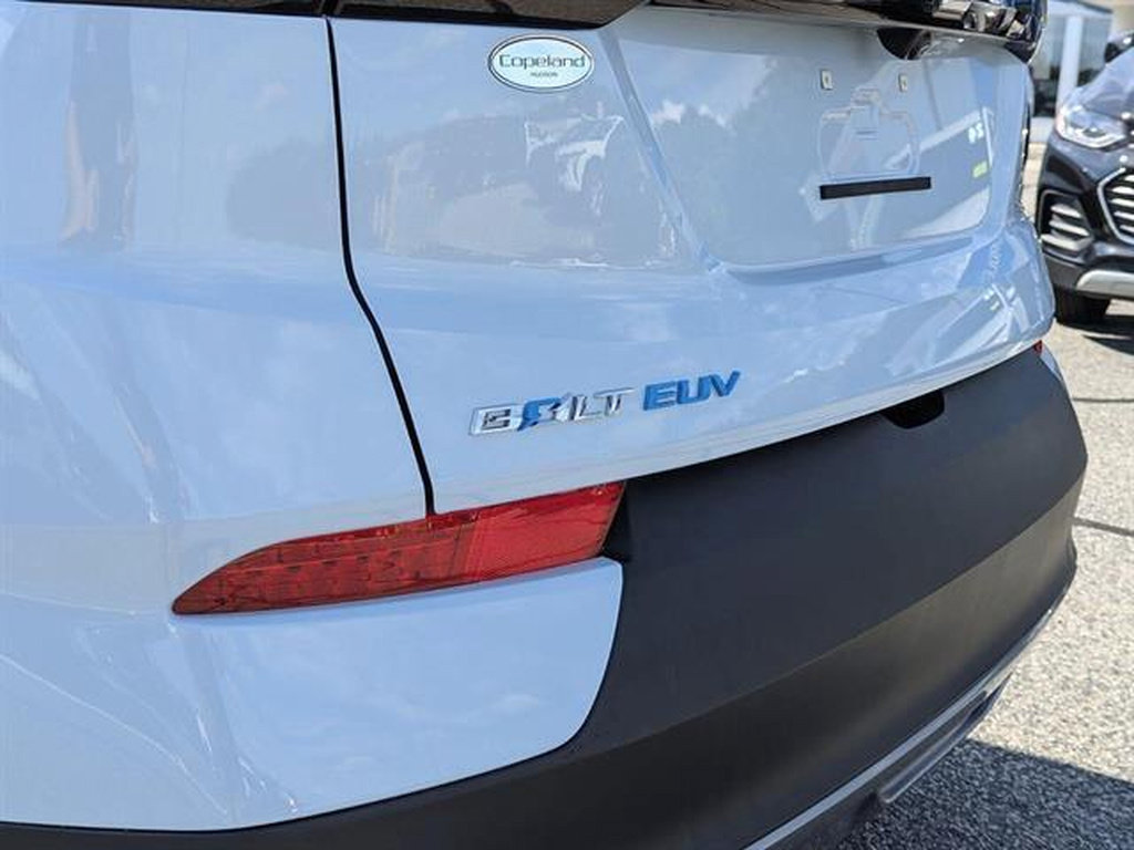 Certified 2023 Chevrolet Bolt EUV LT FWD image 11