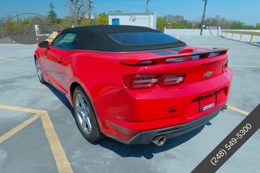 Used 2019 Chevrolet Camaro LT RWD image 6