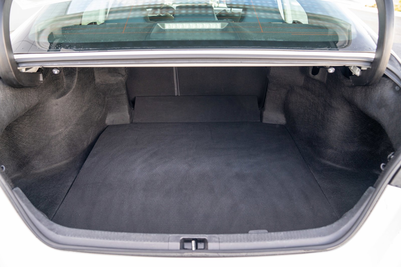 Used 2019 Toyota Camry LE image 25