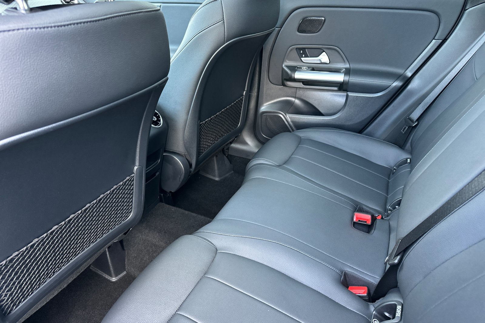 Used 2025 Mercedes-Benz GLA 250 4MATIC image 12