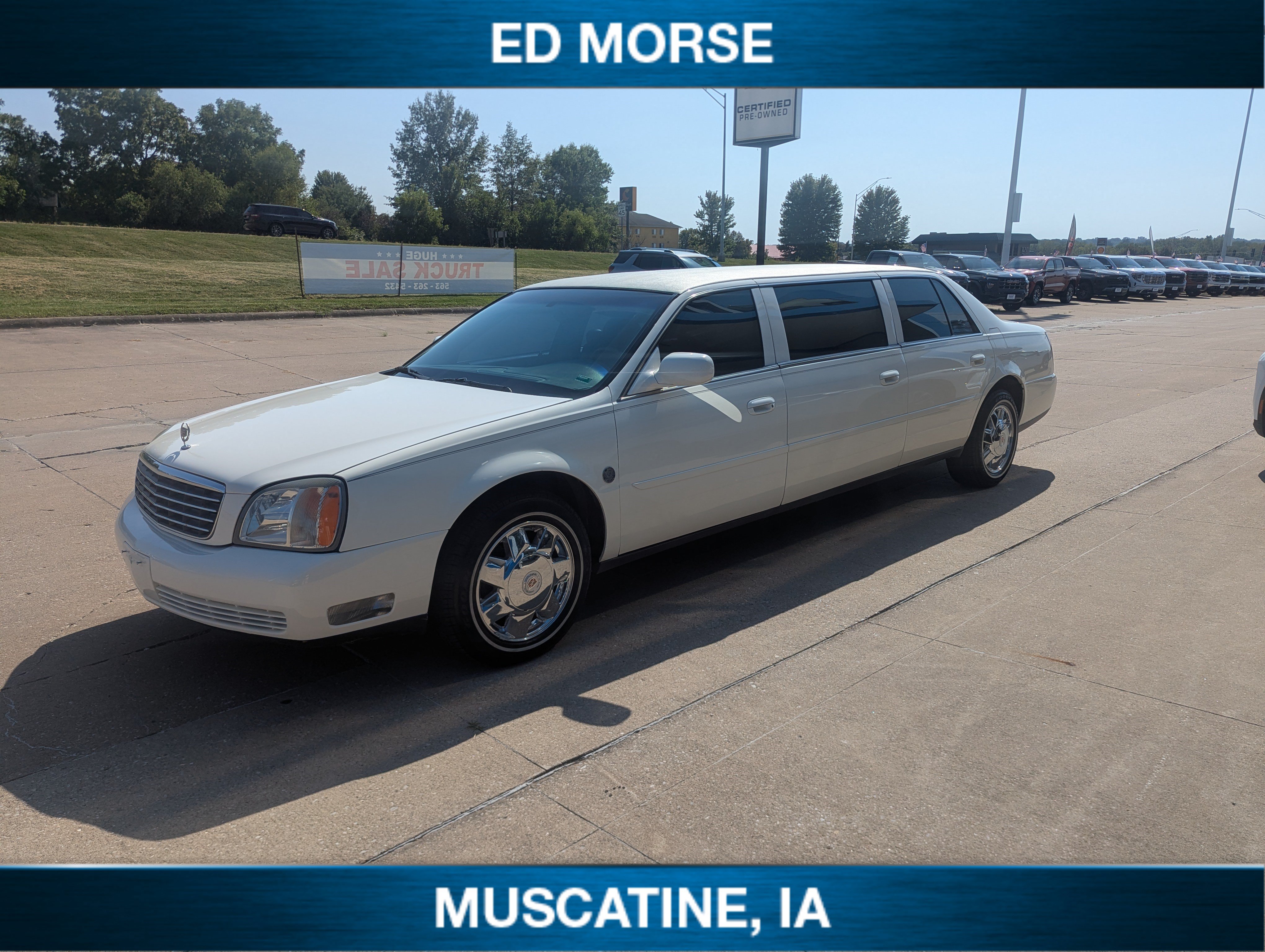Used 2002 Cadillac De Ville Limousine FWD image 1