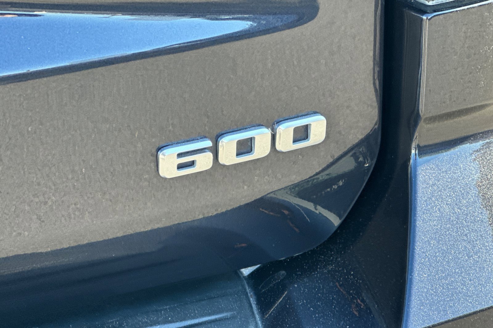 Used 2025 Cadillac Escalade Premium Luxury image 48