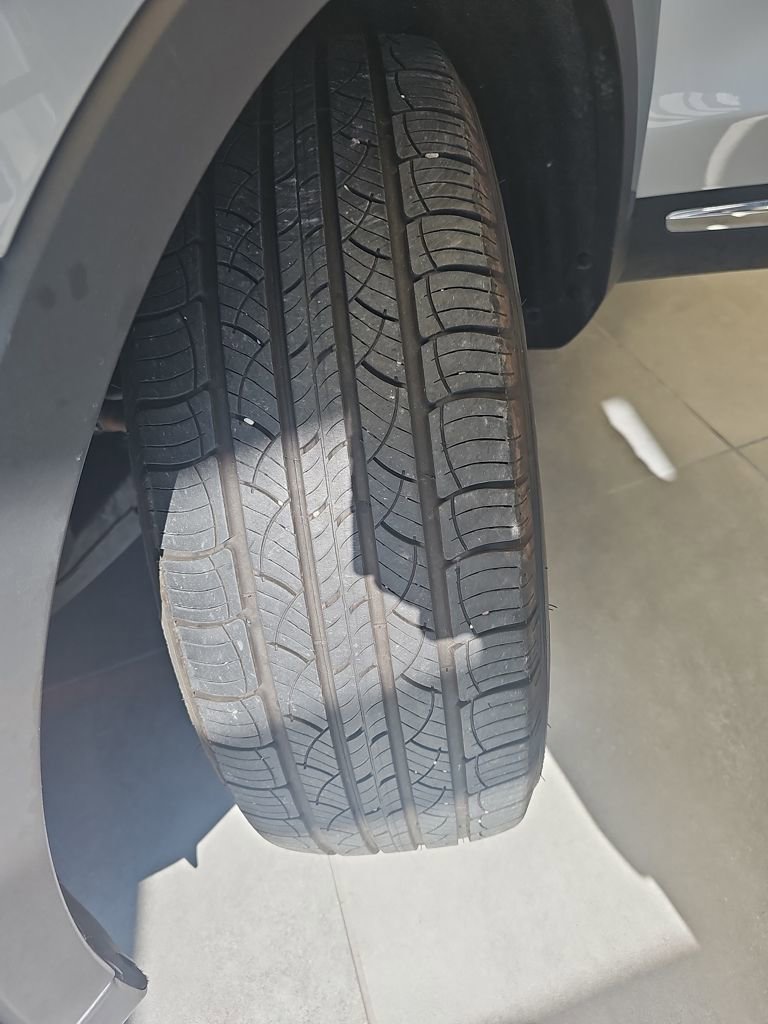 Used 2023 Lincoln Nautilus AWD image 32