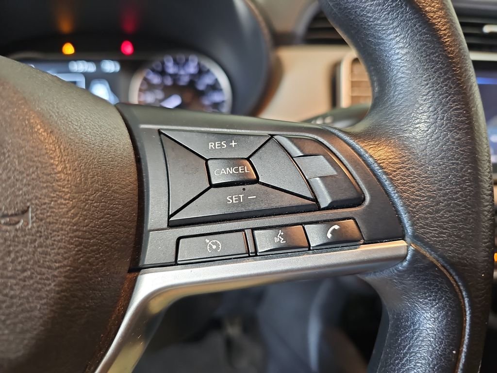 Used 2021 Nissan Versa SV FWD image 20