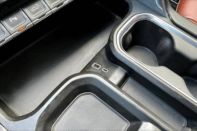 Used 2024 GMC Sierra 2500 Denali Ultimate AWD/4WD image 17