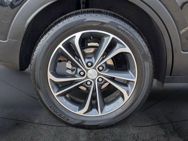 Used 2021 Buick Encore GX Select image 12