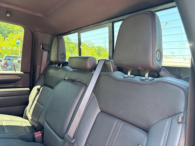 Used 2024 Chevrolet Silverado 3500 High Country w/ High Country Premium Package AWD/4WD image 22