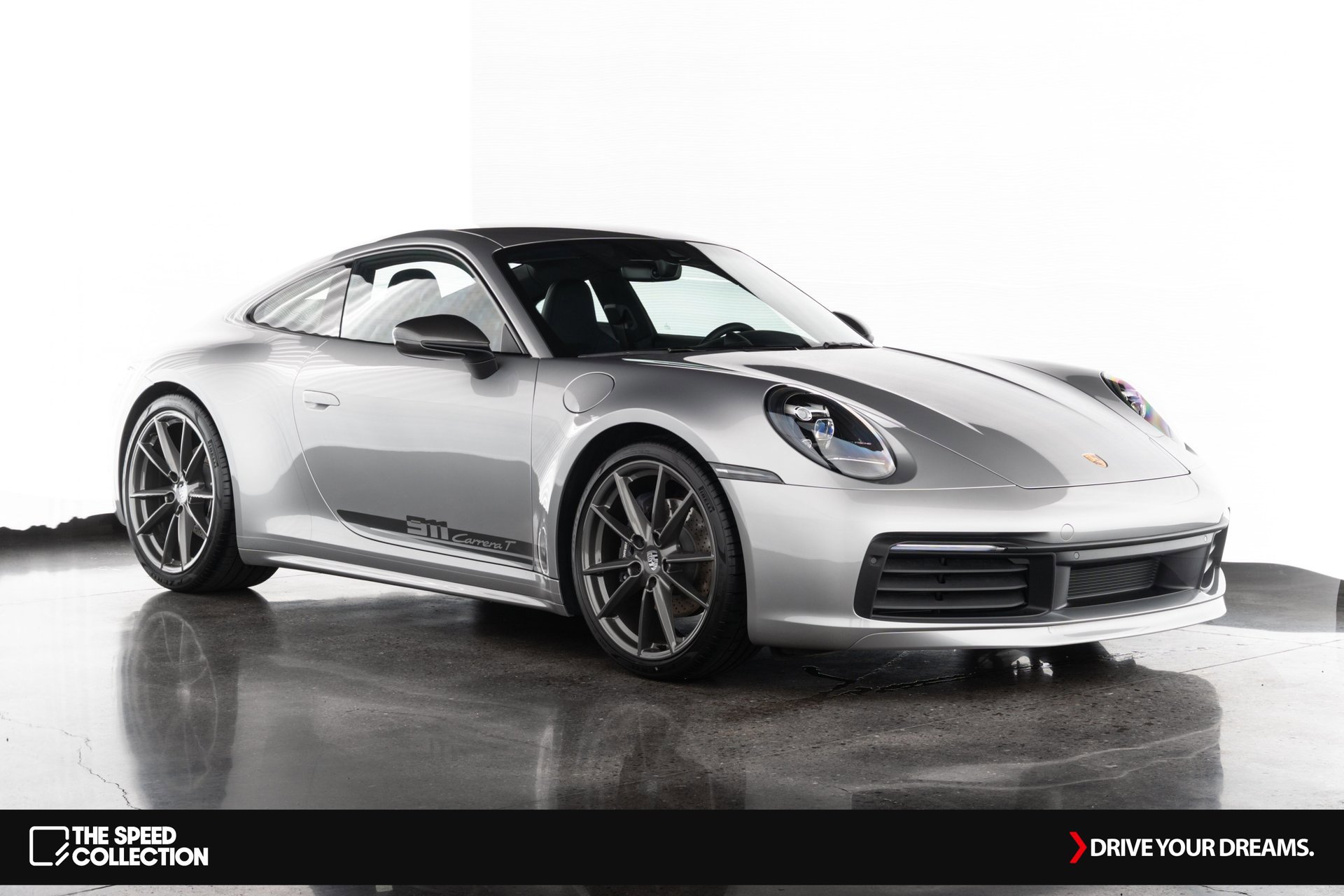 Used 2024 Porsche 911 Carrera T image 2