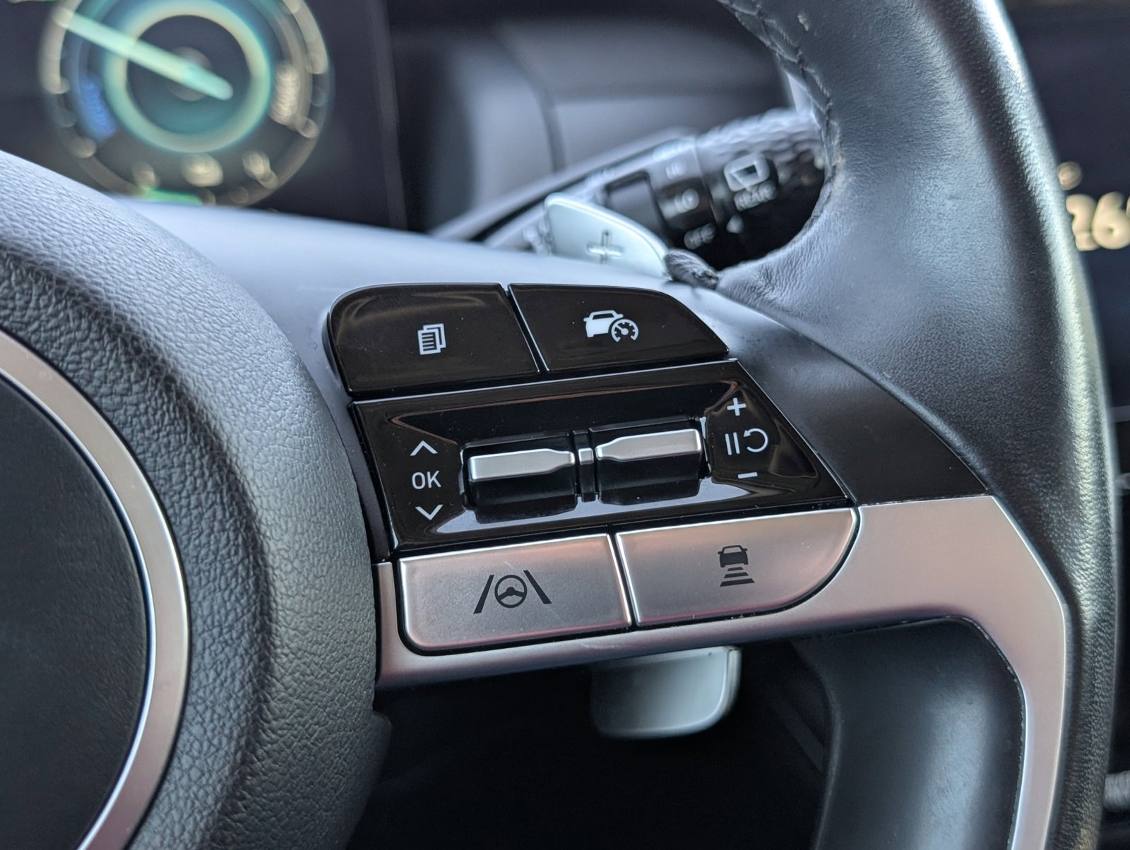 Used 2024 Hyundai Tucson Limited image 22