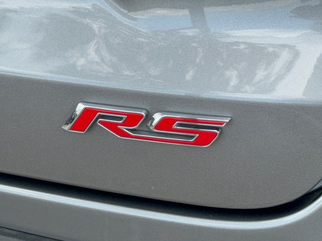 Used 2024 Chevrolet Trax RS w/ Driver Confidence Package FWD image 32