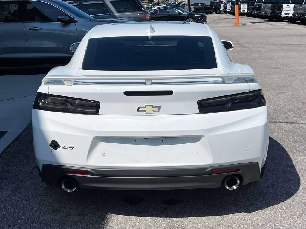 Certified 2018 Chevrolet Camaro SS RWD image 4