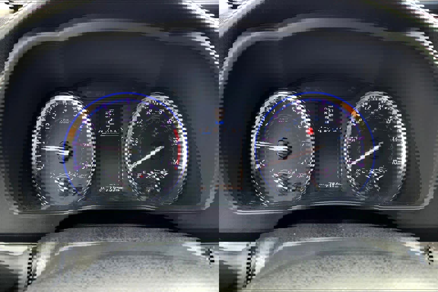 Used 2014 Toyota Highlander Limited AWD/4WD image 25