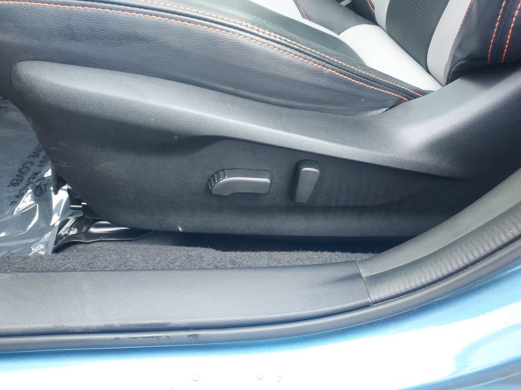 Used 2019 Subaru Crosstrek 2.0i Limited w/ Moonroof Package w/Navigation AWD/4WD image 28