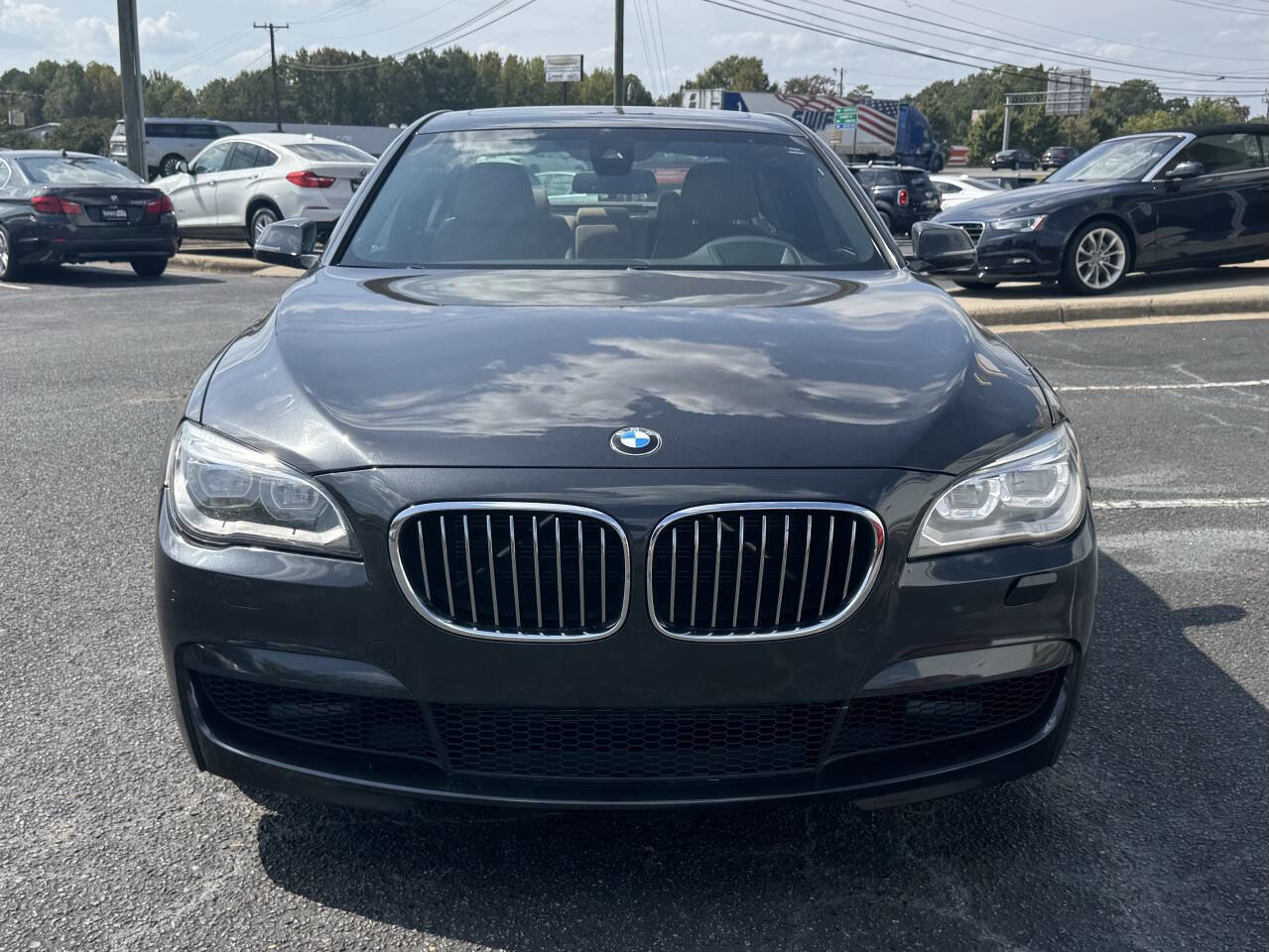Used 2015 BMW 740i image 2