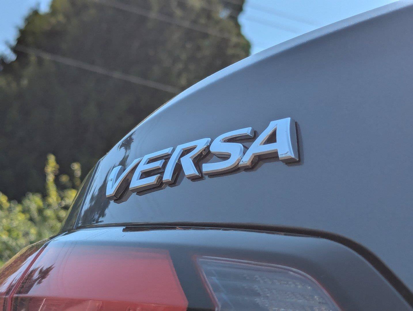 Used 2021 Nissan Versa SV FWD image 27