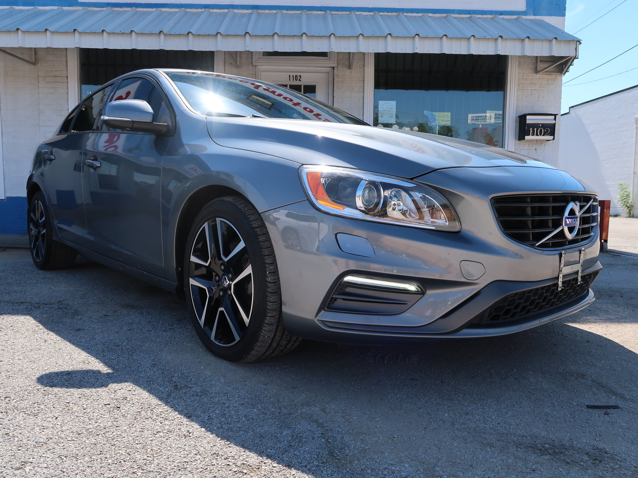 Used 2017 Volvo S60 T5 Dynamic FWD image 5