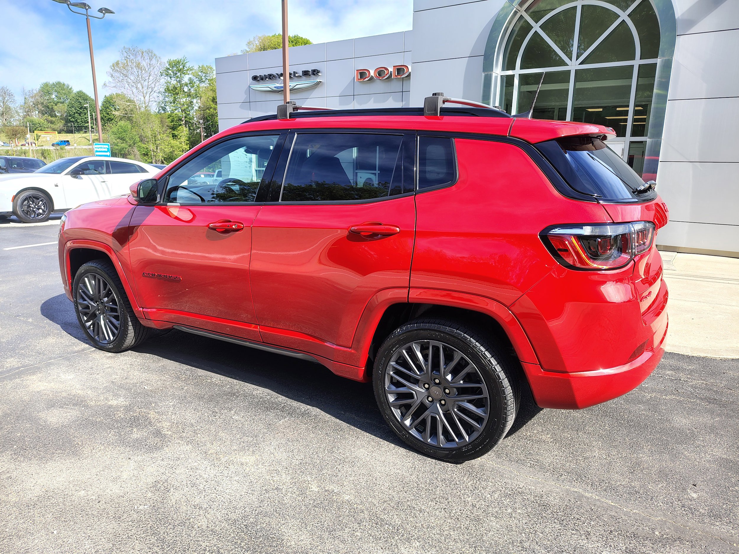 Certified 2022 Jeep Compass Limited AWD/4WD image 14