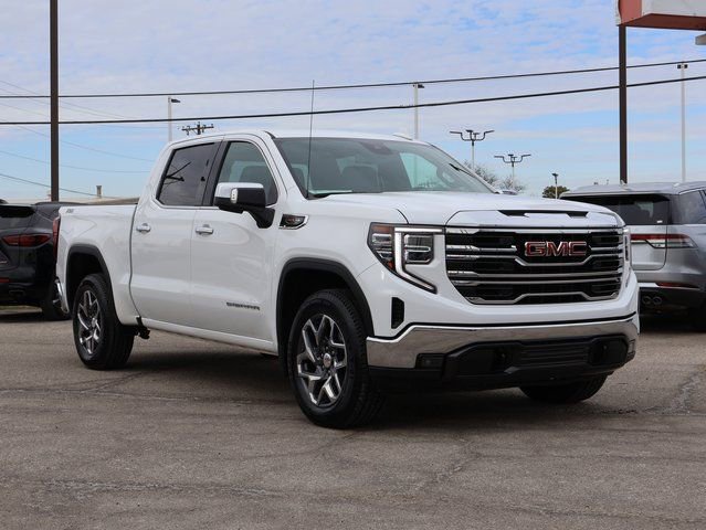 Used 2023 GMC Sierra 1500 SLT w/ SLT Convenience Package image 1