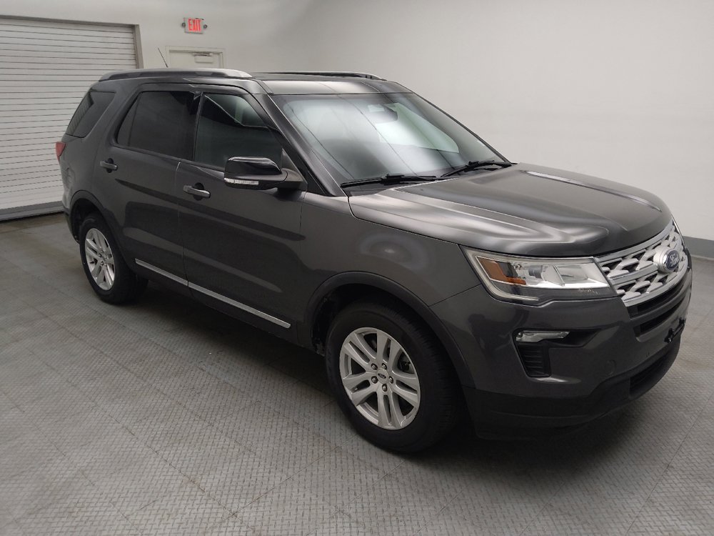 Used 2018 Ford Explorer XLT w/ Equipment Group 202A AWD/4WD image 11