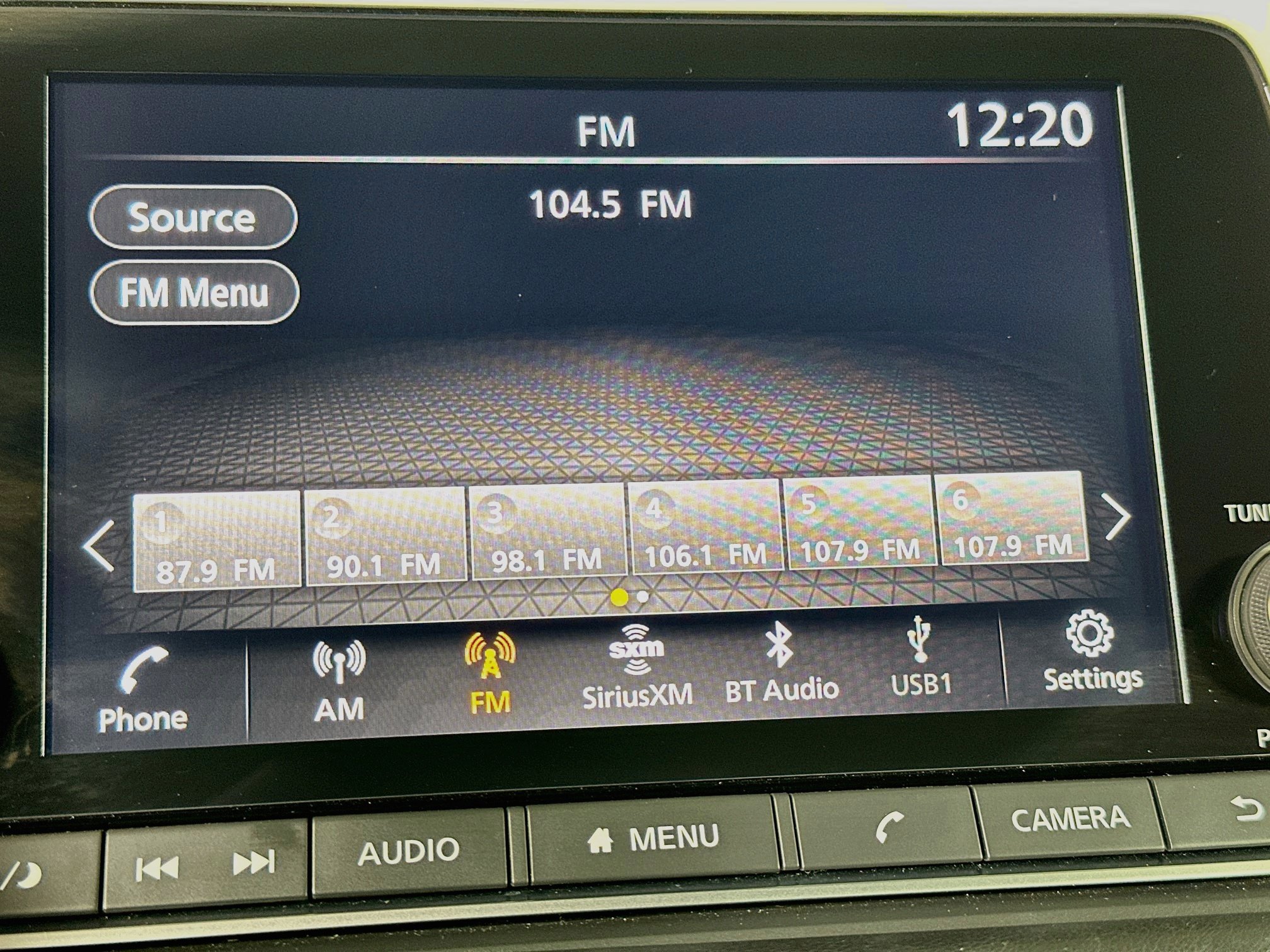Used 2025 Nissan Rogue SV FWD image 21
