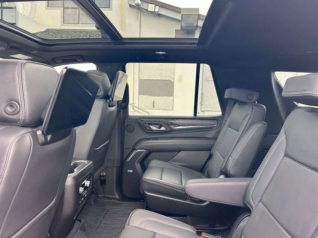 Used 2024 GMC Yukon Denali image 12