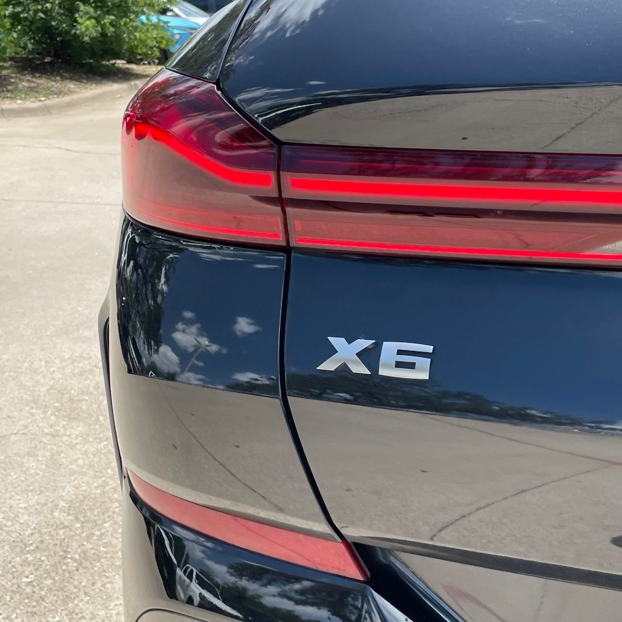 Used 2023 BMW X6 M50i w/ Parking Assistance Package AWD/4WD image 6