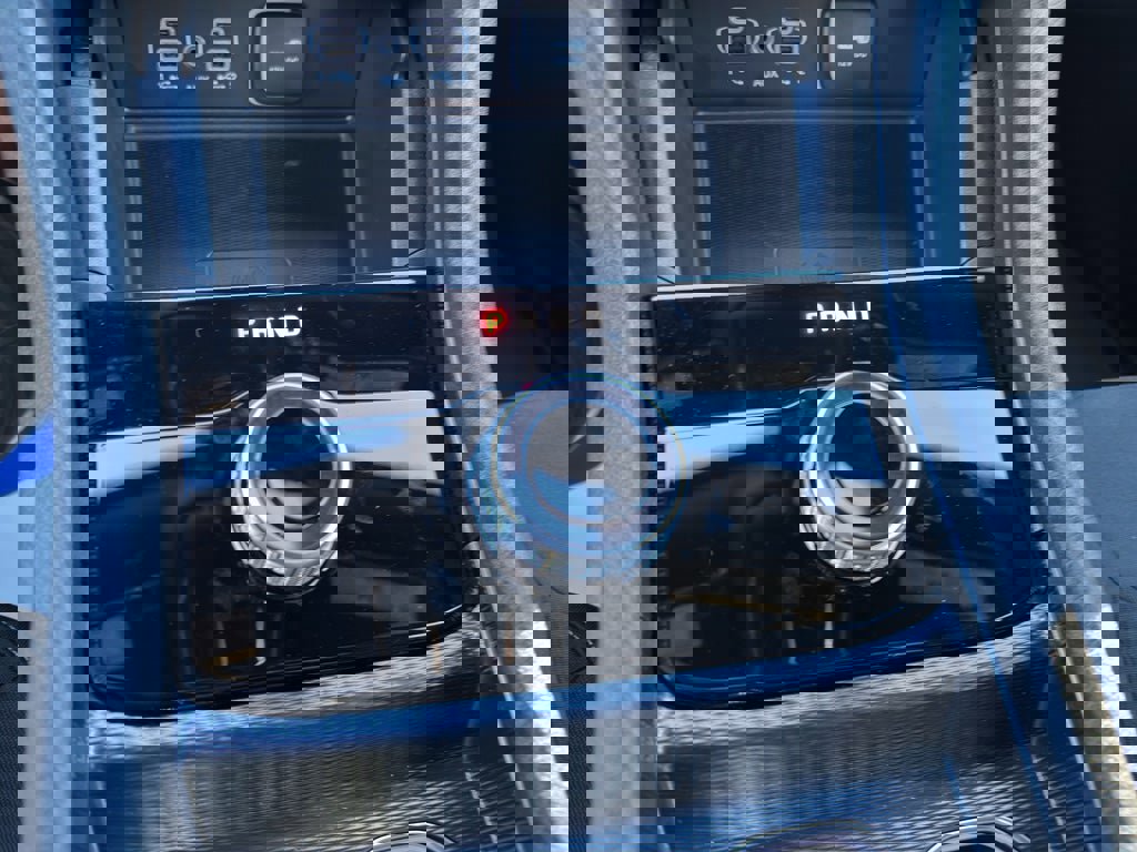 New 2025 Jeep Grand Cherokee Laredo X w/ Luxury Tech Group I image 19