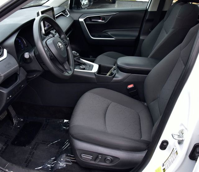 Certified 2024 Toyota RAV4 XLE w/ Convenience Package image 12