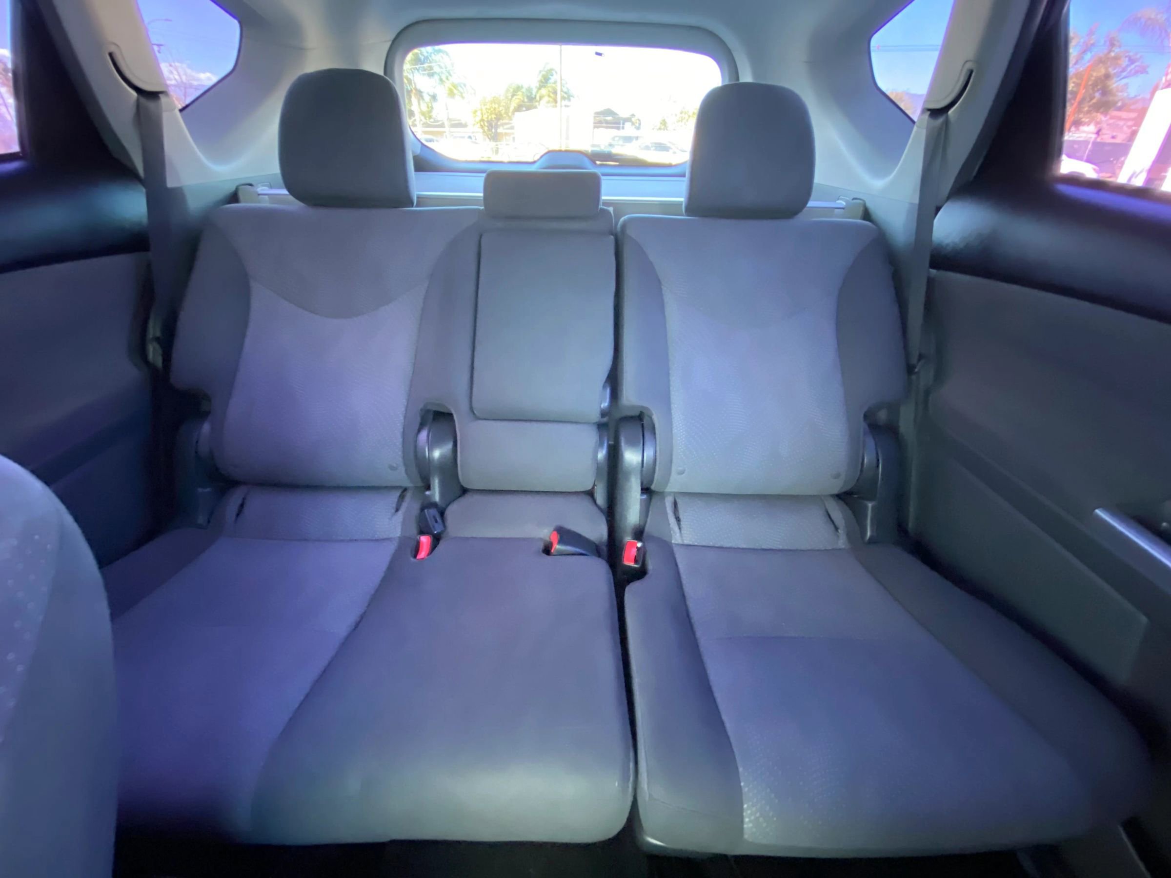 Used 2014 Toyota Prius V Three image 8