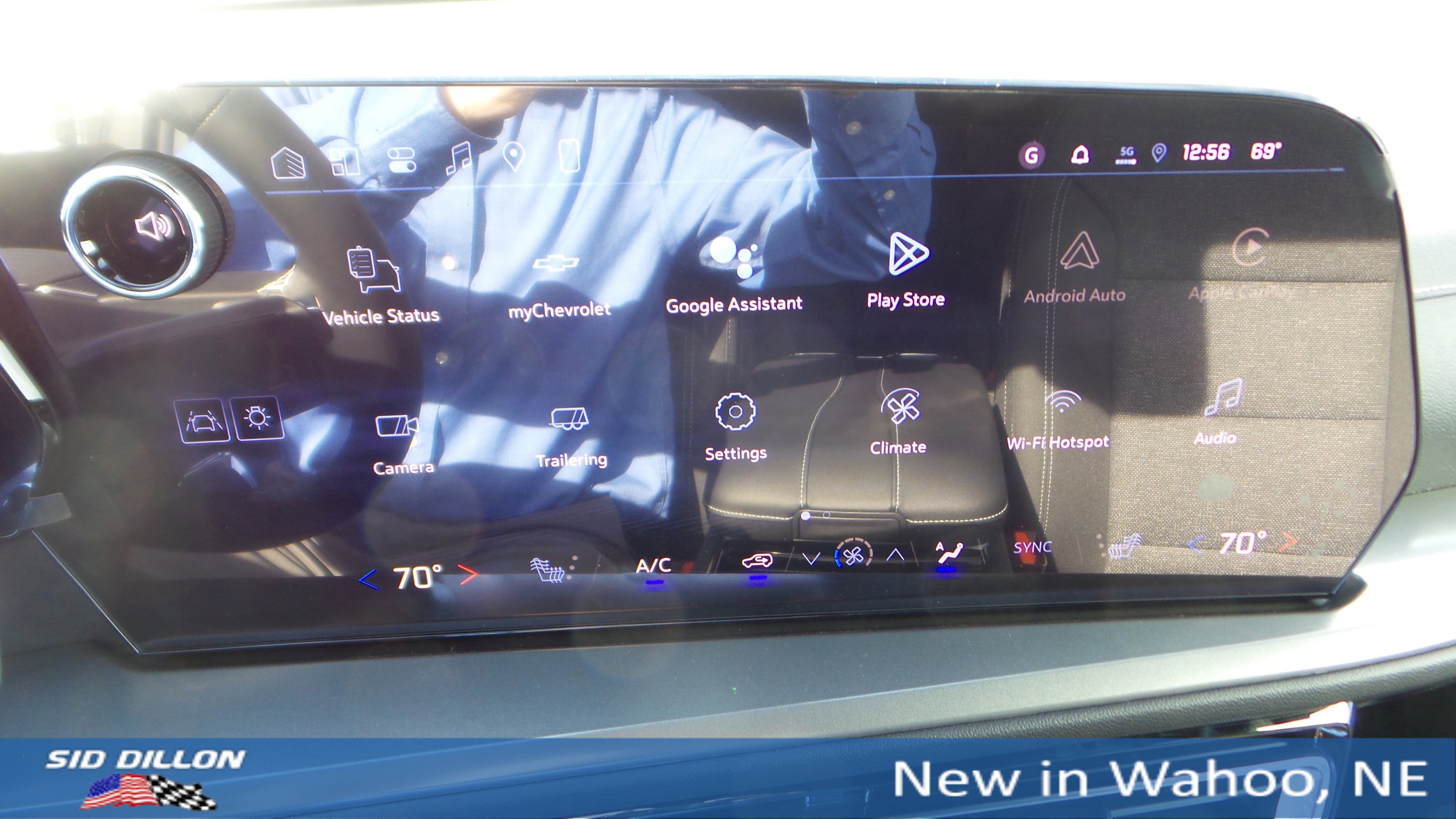 New 2026 Chevrolet Traverse LT w/ Midnight/Sport Edition image 14